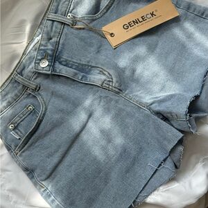 Jean’s short, size S